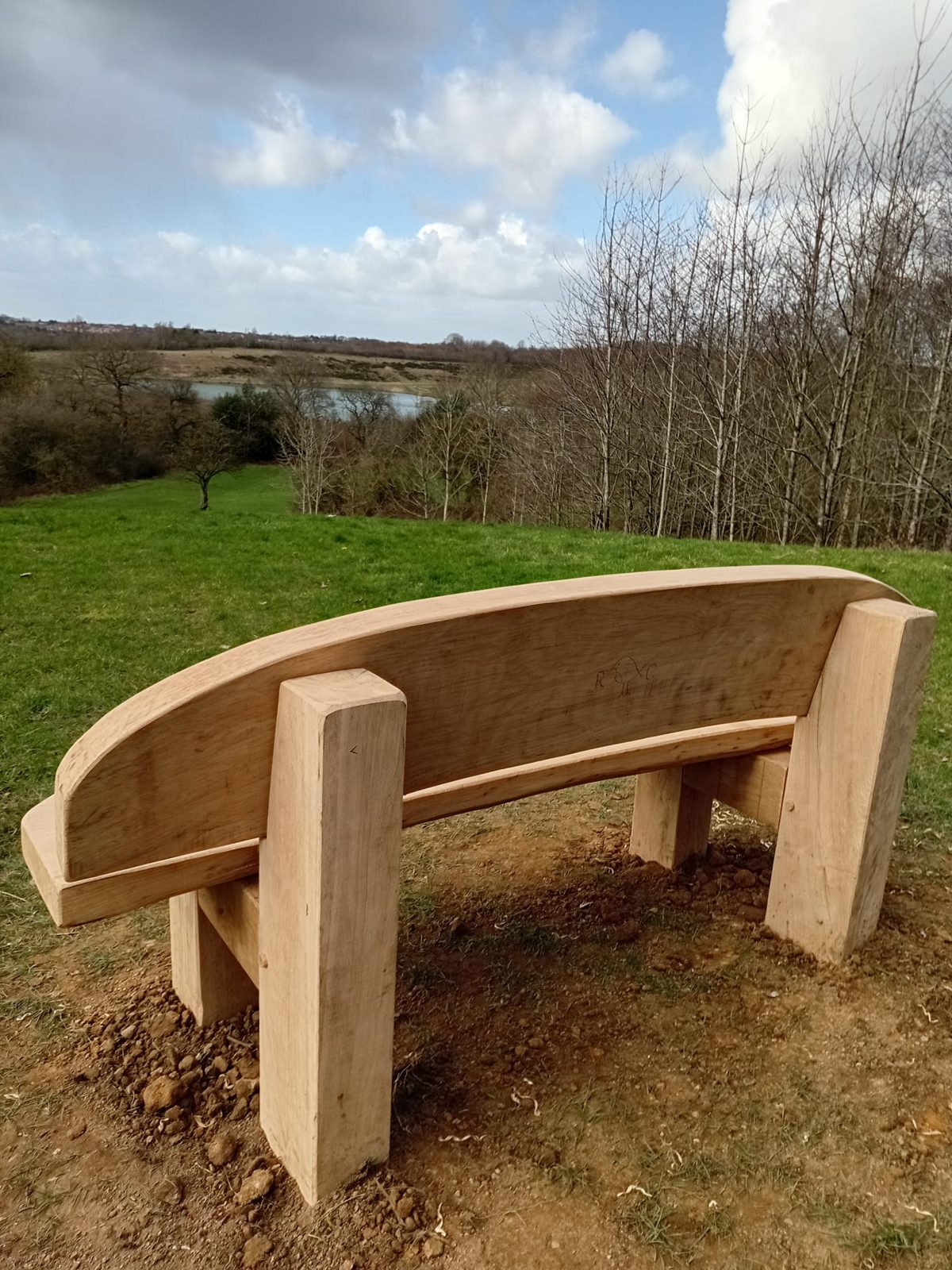 Green Oak Memorial & Celebration Benches 3